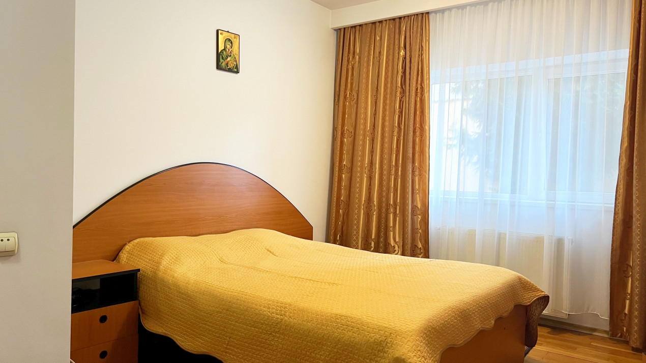 Casa individuala 5 camere I Posibil spatiu comercial I 300 mp I Parcul Lacul Tei