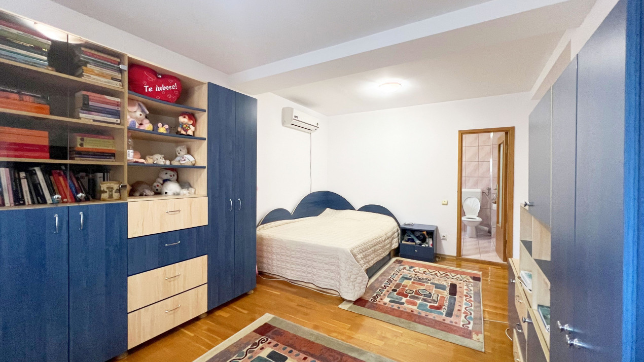 Casa individuala 5 camere I Posibil spatiu comercial I 300 mp I Parcul Lacul Tei