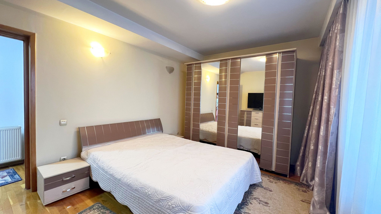 Casa individuala 5 camere I Posibil spatiu comercial I 300 mp I Parcul Lacul Tei