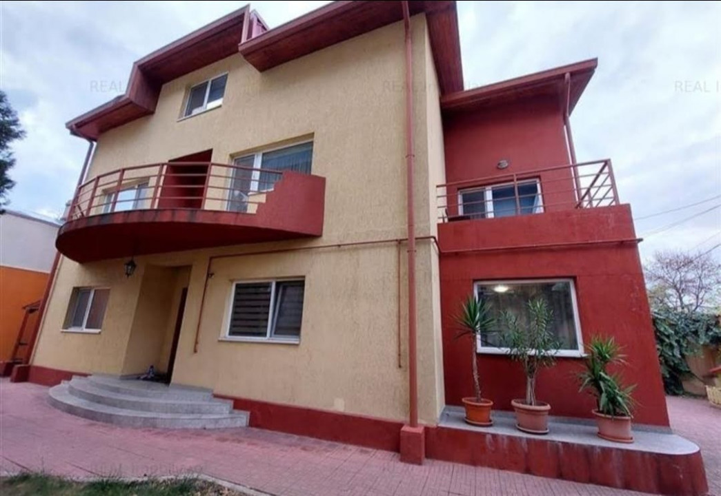 Casa individuala 5 camere I Posibil spatiu comercial I 300 mp I Parcul Lacul Tei