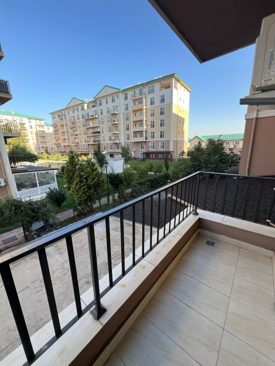 Apartament 2 camere in Complexul Cosmopolis, decomandat + parcare inclusa