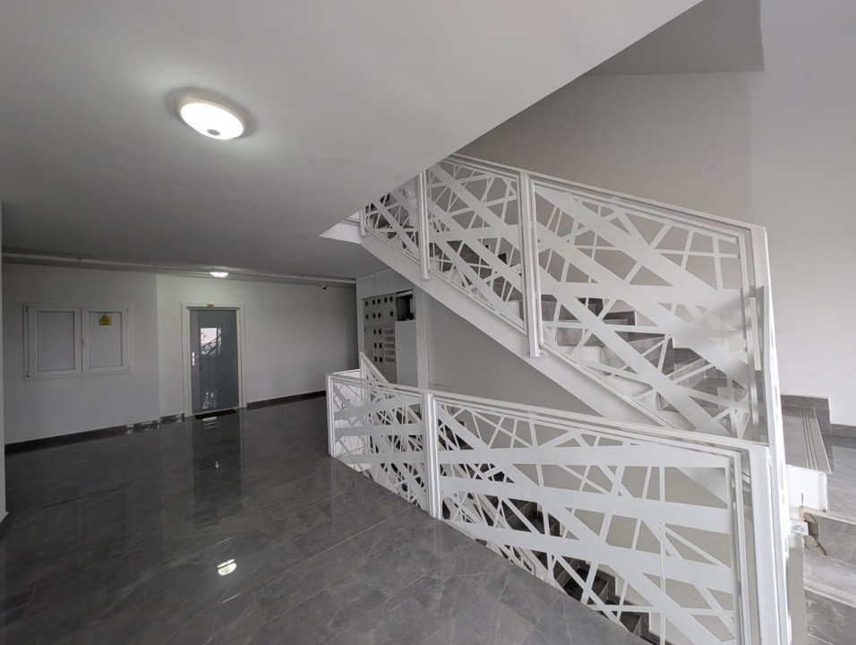 Apartament de închiriat 2 camere White Tower, parcare subterana inclusa in pret