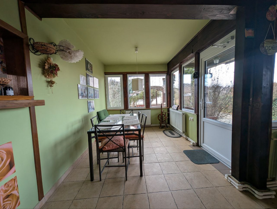 Pensiune la cheie  + casa in inima naturii, teren - 2400 mp, 5