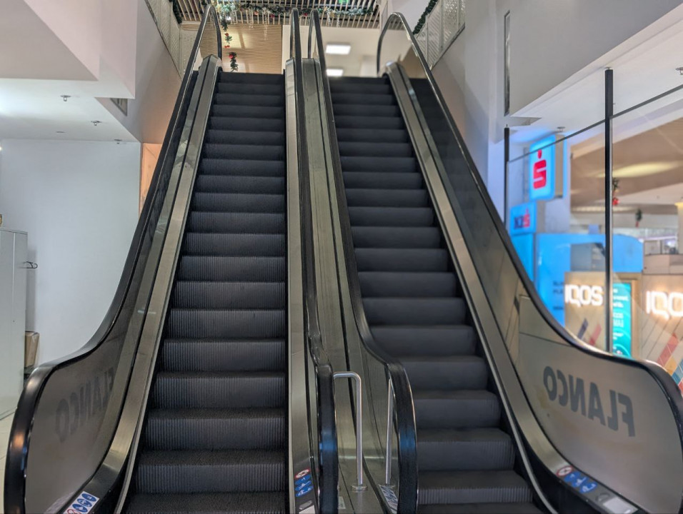 Spatiu Comercial 160 mp, Parter Complexul Comercial Carpati, Sinaia