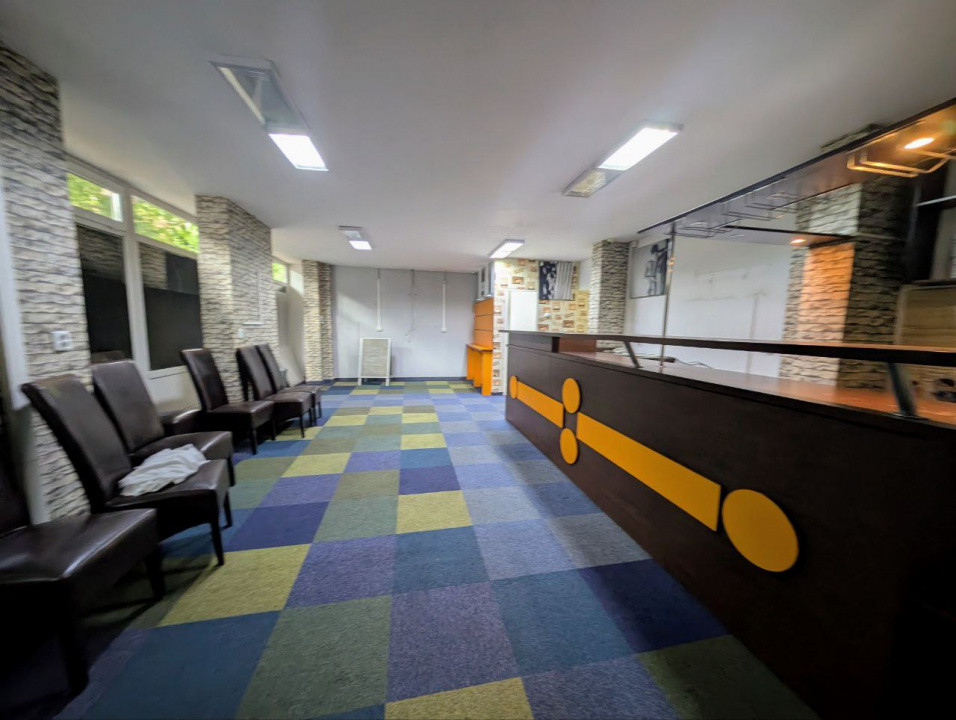 Spatiul Comercial 80 mp, Parter 