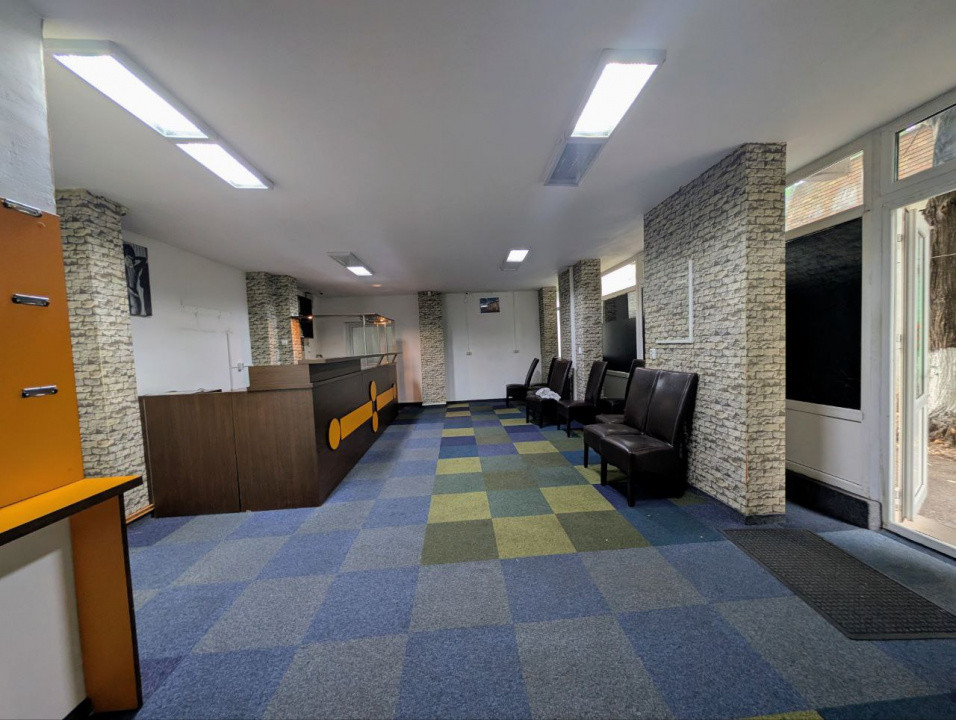 Spatiul Comercial 60 mp, Parter 