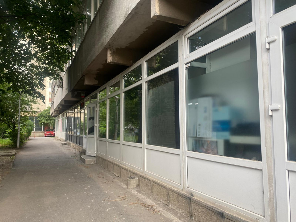 Spatiul Comercial 60 mp, Parter 