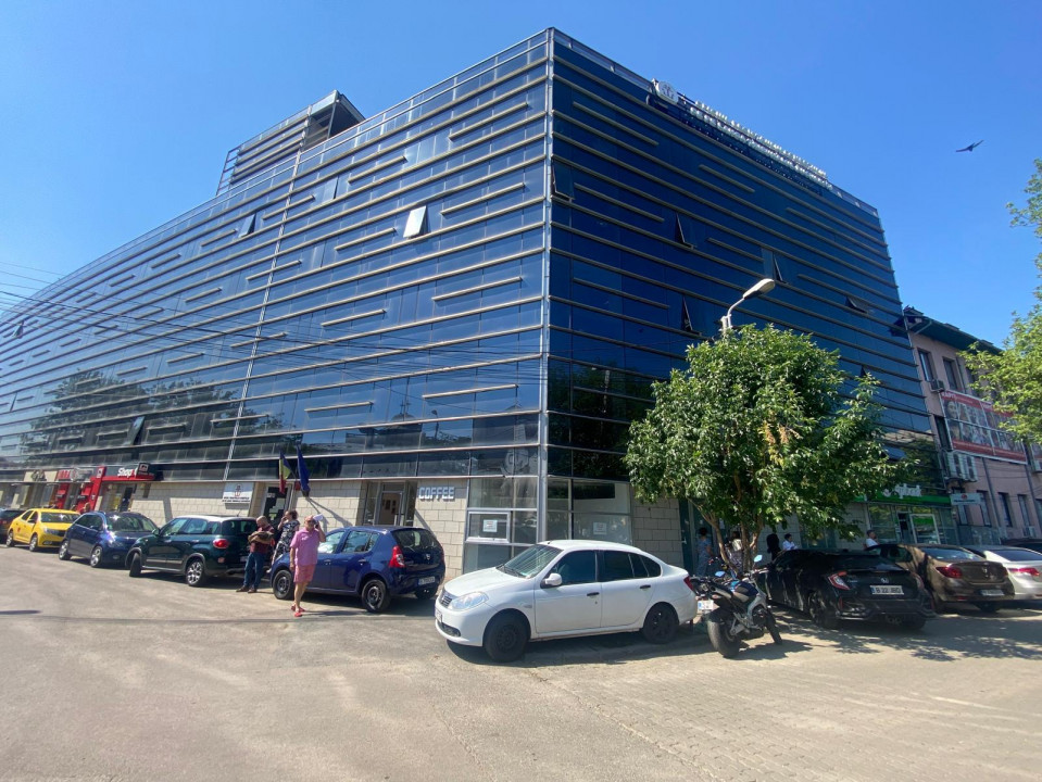 Spatiu Comercial , Registrul Comertului, Parter  80 mp