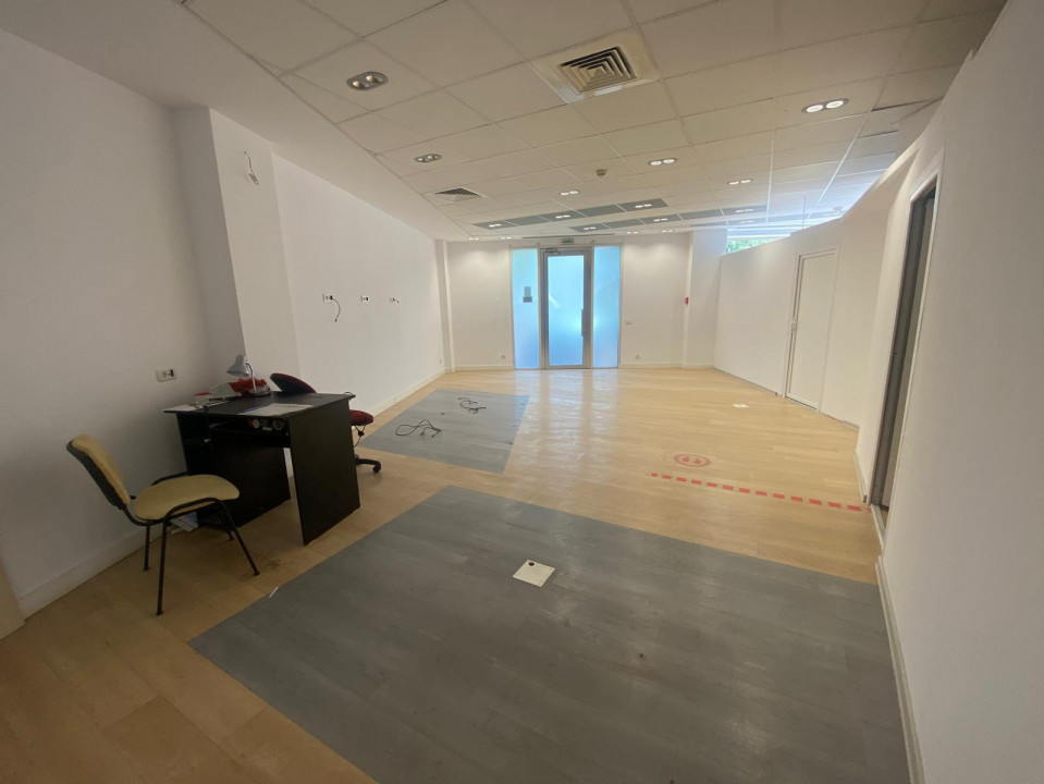 Spatiu Comercial , Registrul Comertului, Parter  80 mp