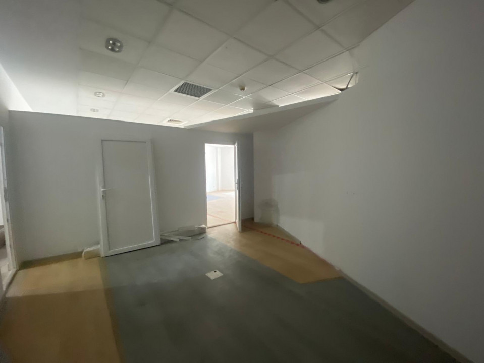 Spatiu Comercial , Registrul Comertului, Parter  80 mp