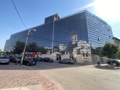 Spatiu Comercial , Registrul Comertului, Parter  80 mp