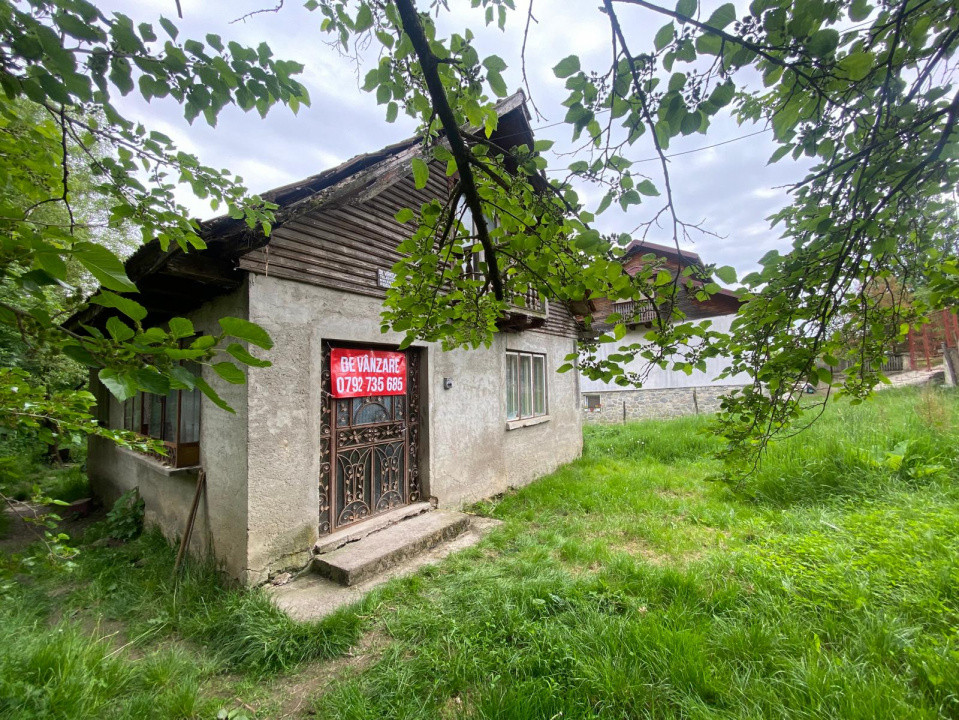 Casa bătrînească + Teren 1190 mp