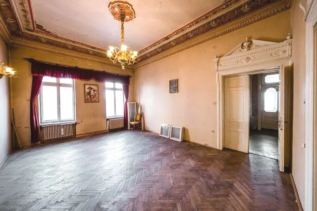 Vila istorica de patrimoniu - 160 mp/teren 262 mp