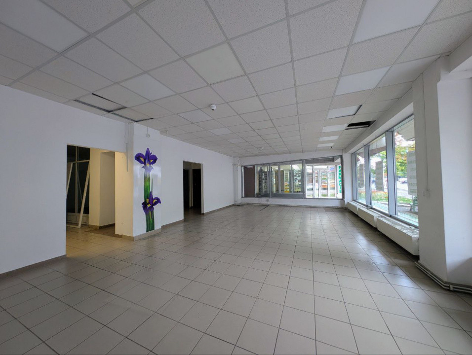 Spatiul Comercial Central Câmpina