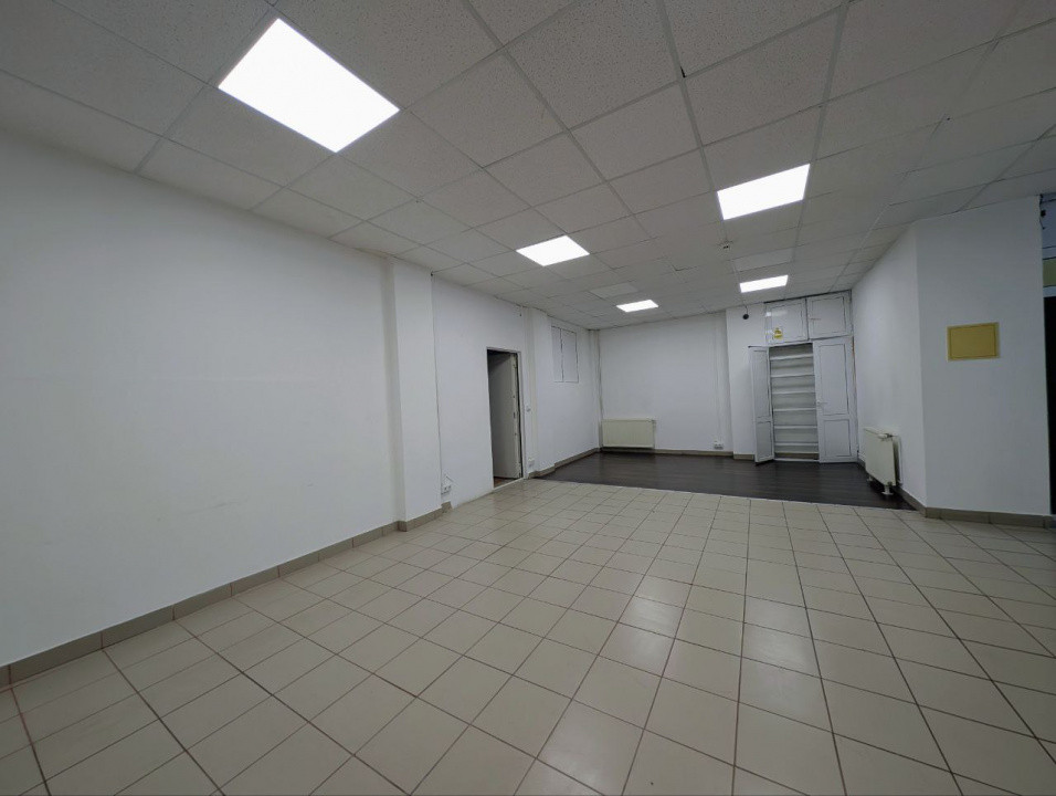 Spatiul Comercial Central Câmpina