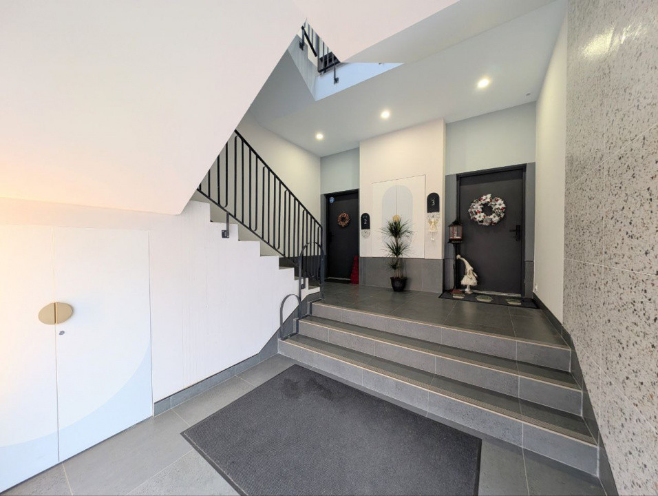 Apartament modern cu terasa - De închiriat