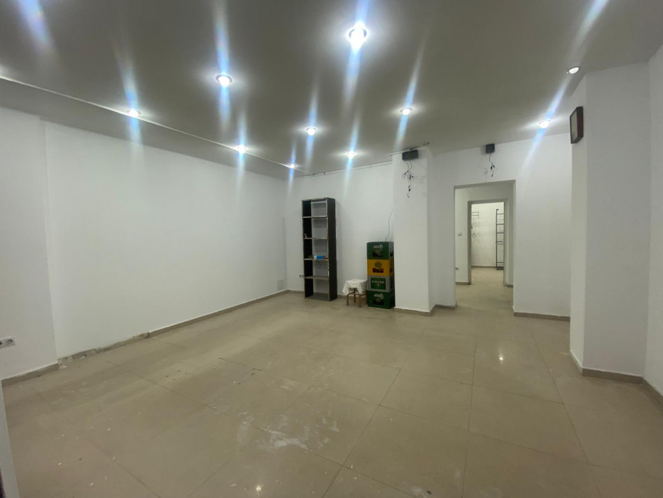 Spatiu Comercial - Stradal, 70 mp , bd.Republicii