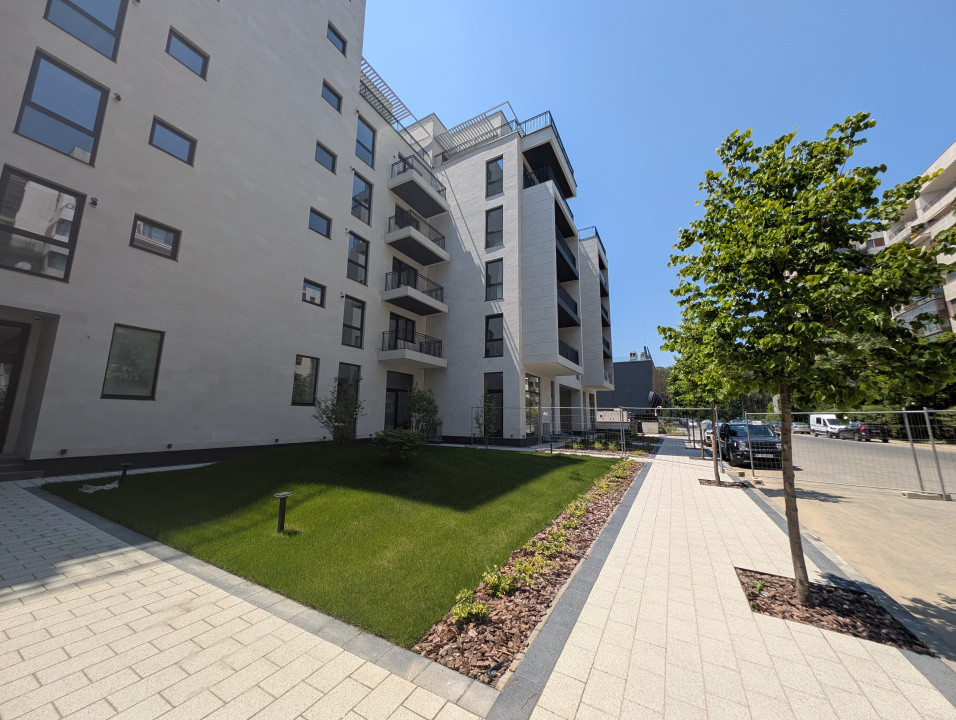 Spatiul Comercial la parter, 73 mp , Intrare separata